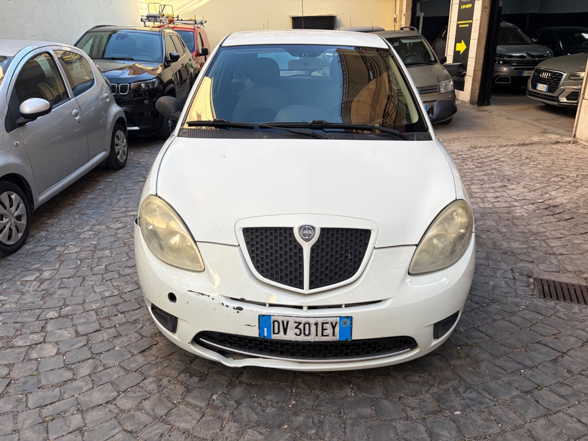 Lancia Ypsilon 1.2 Oro