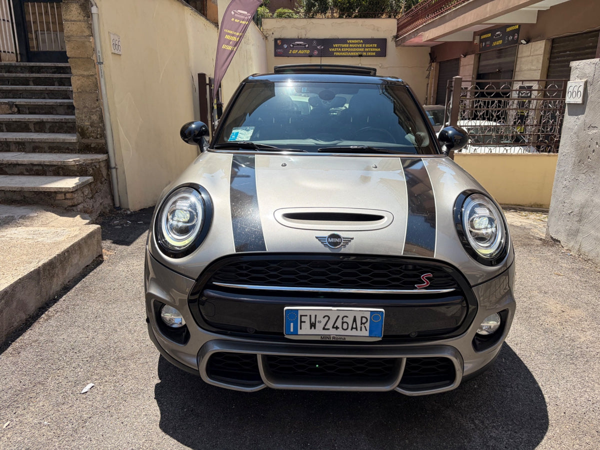 Mini 2.0 Cooper S allestimento john works