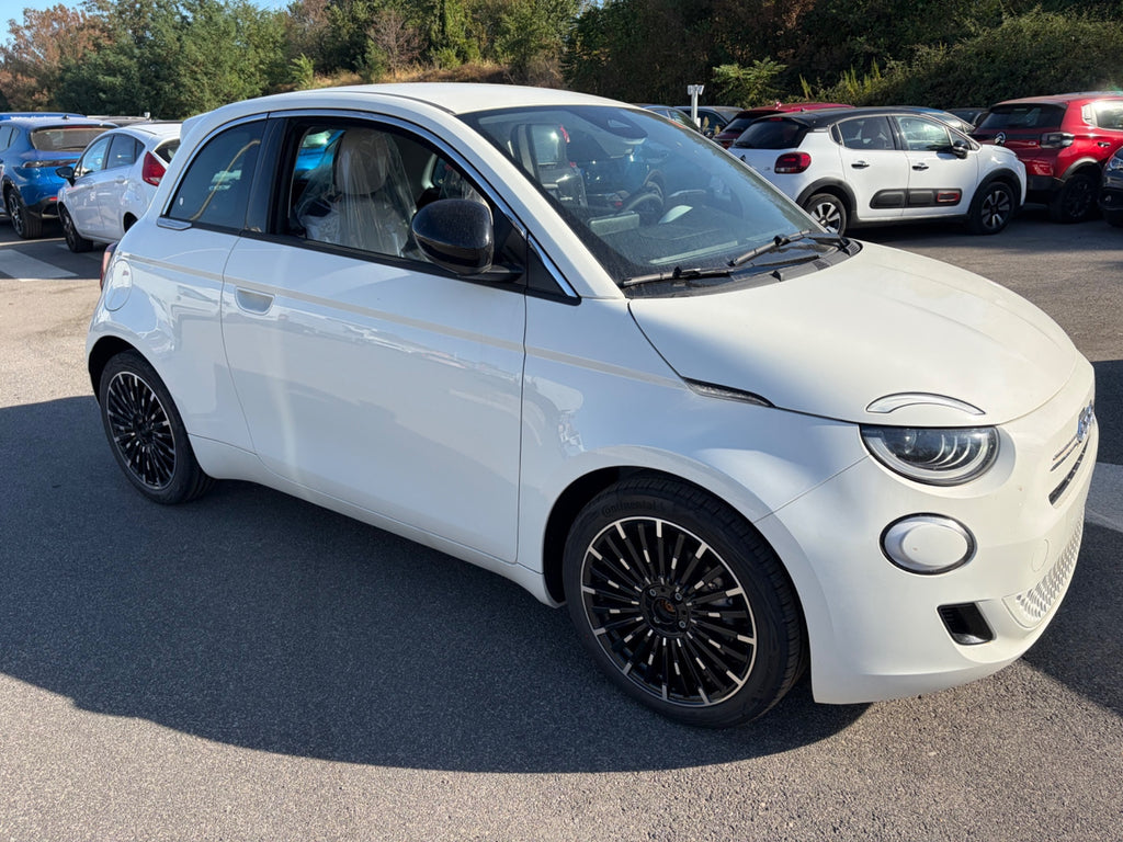 Fiat 500 Berlina Hybrid Icon