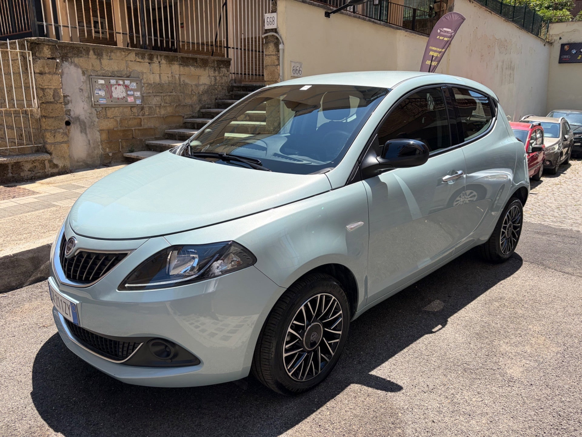 Lancia Ypsilon 1.0 FireFly 5 porte S&S Hybrid Gold Plus