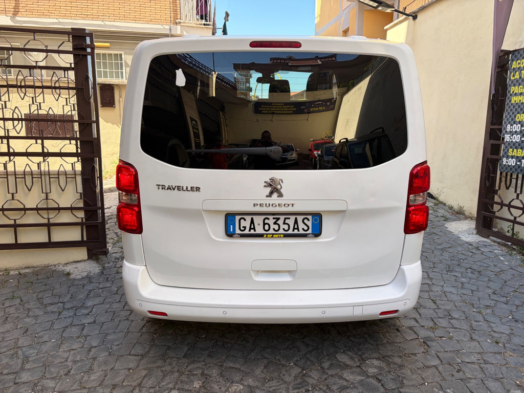 Peugeot Traveller BlueHDi 120 S&S Compact Business