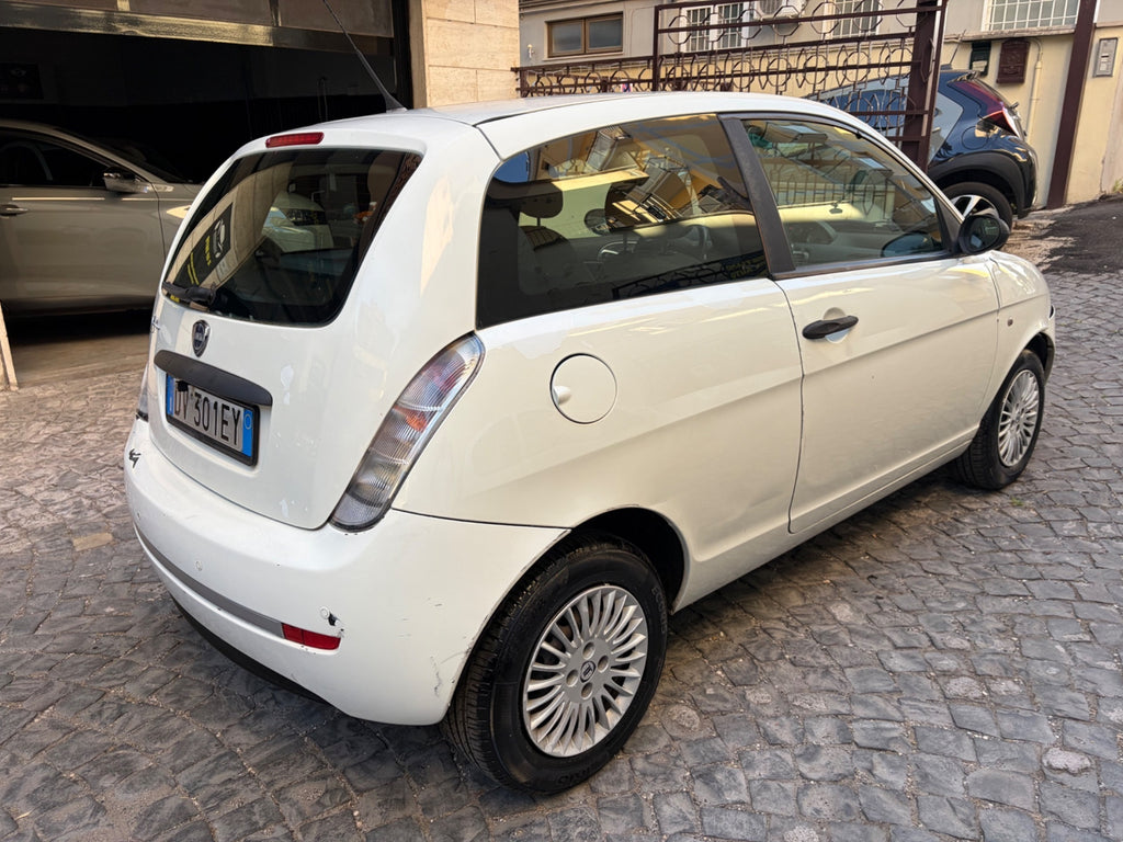 Lancia Ypsilon 1.2 Oro