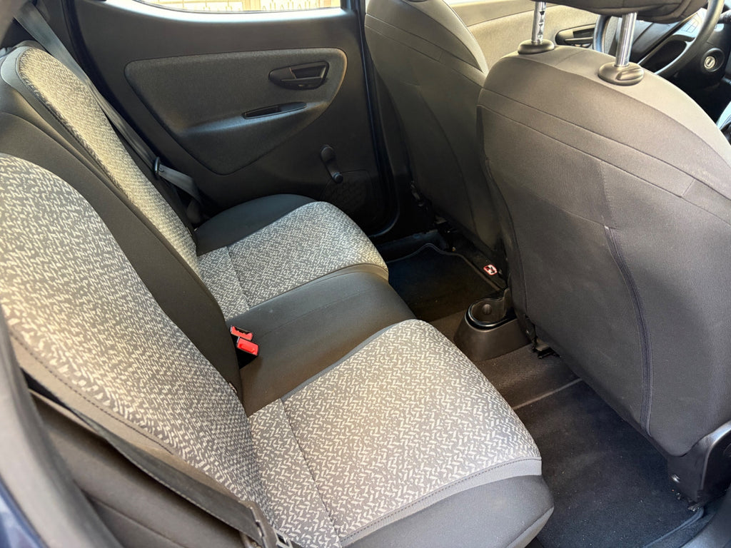 Lancia Ypsilon 1.0 FireFly 5 porte S&S Hybrid Alberta Ferretti