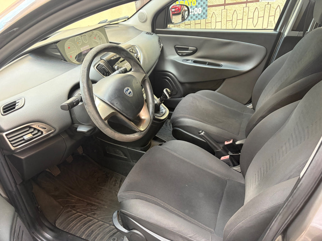Lancia Ypsilon 1.3 MJT 16V 95 CV 5 porte S&S Elle