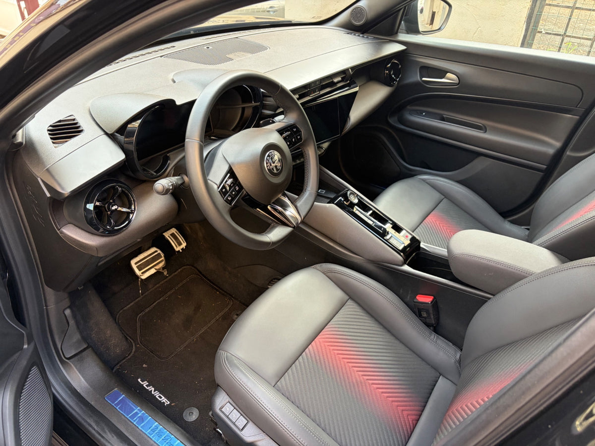 Alfa Romeo Junior 1.2 145 CV Hybrid eDCT6 Speciale