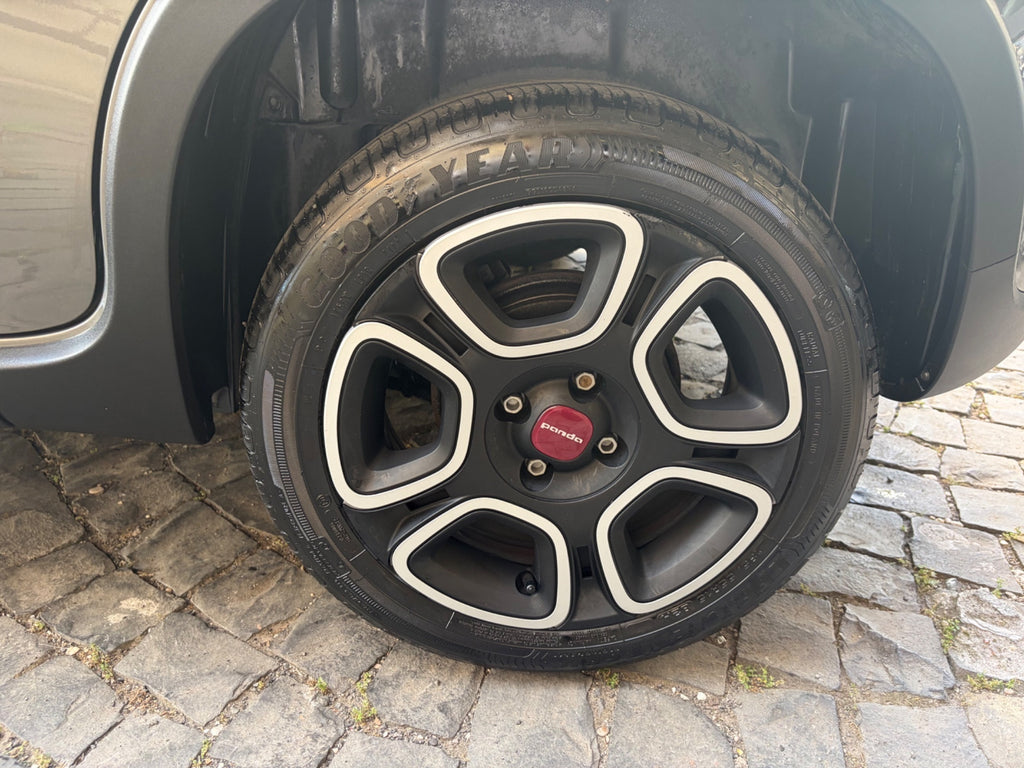 Fiat Panda 1.0 FireFly S&S Hybrid Red