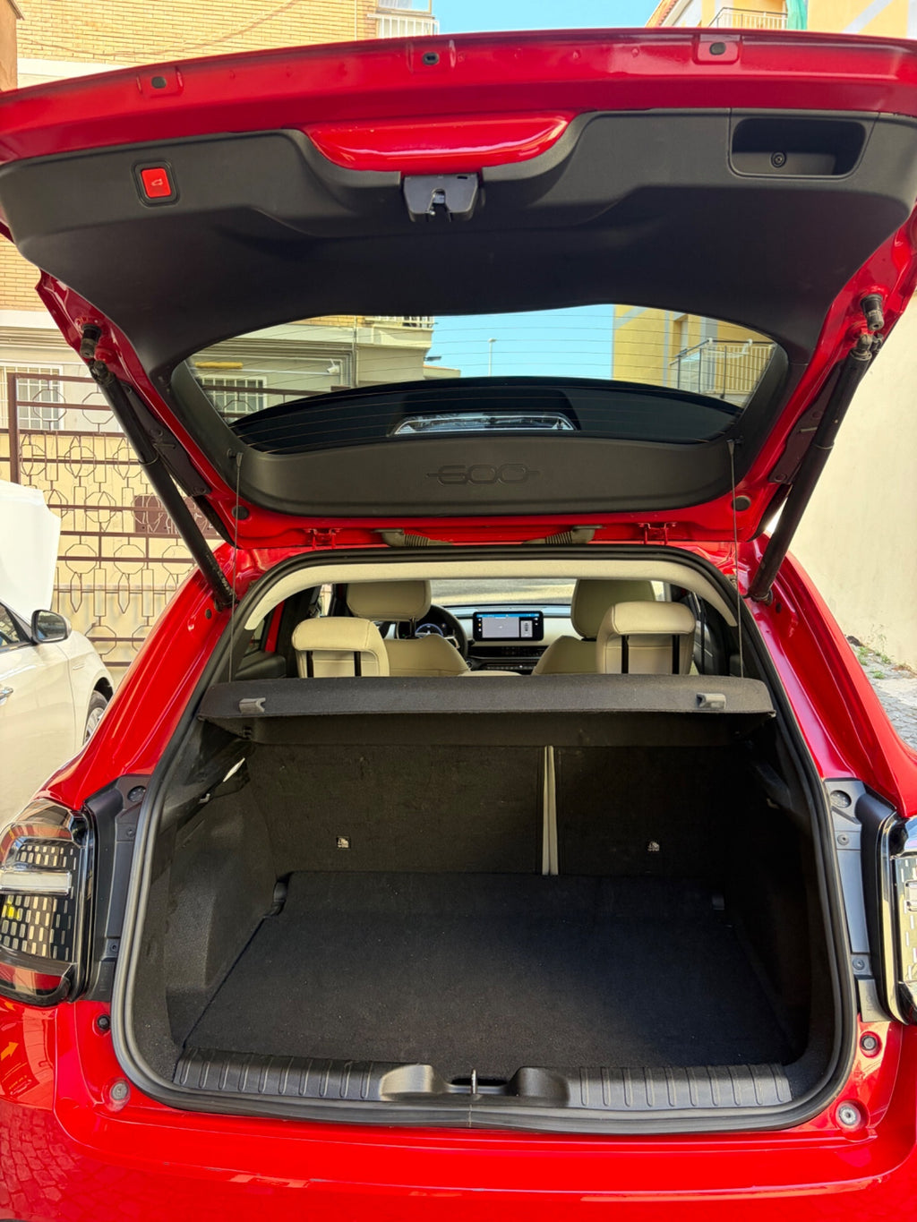 Fiat 600 Hybrid 110 CV DCT MHEV La Prima