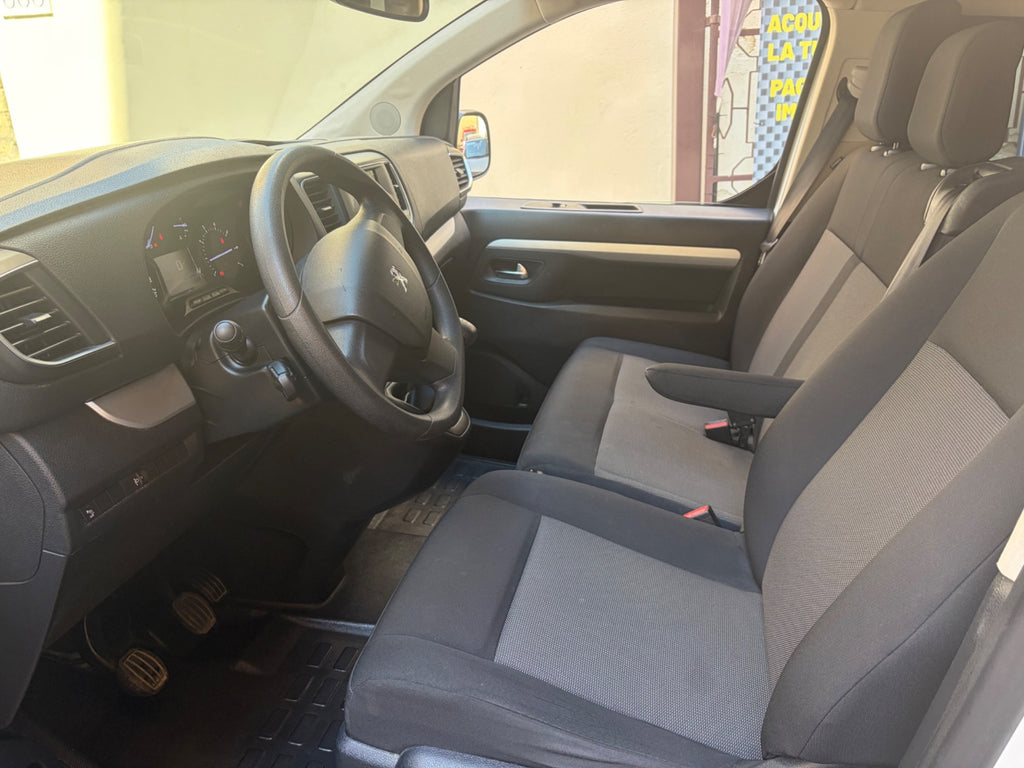 Peugeot Traveller BlueHDi 120 S&S Compact Business
