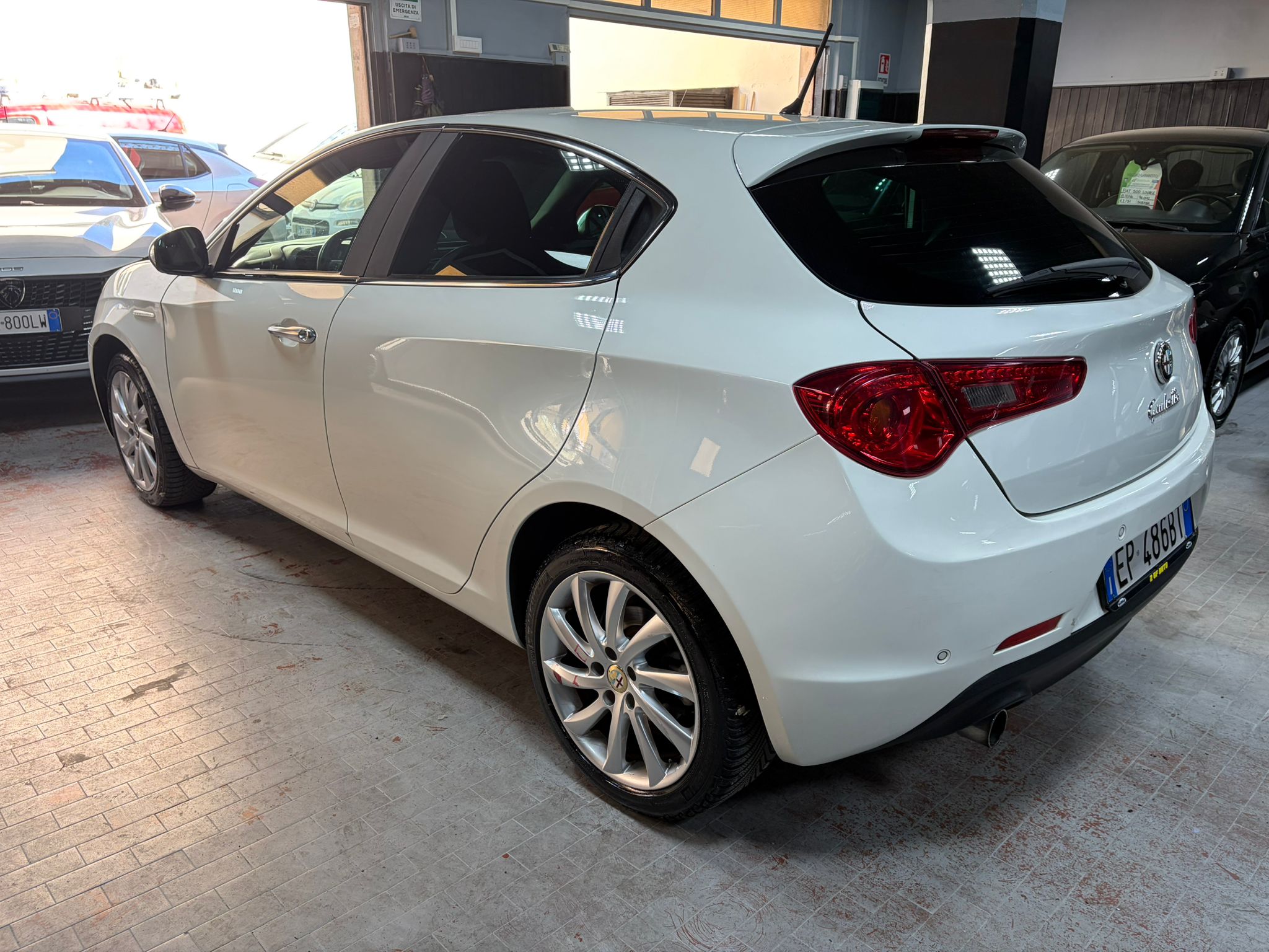 Alfa Romeo Giulietta Giulietta III 2010 1.6 jtdm Exclusive