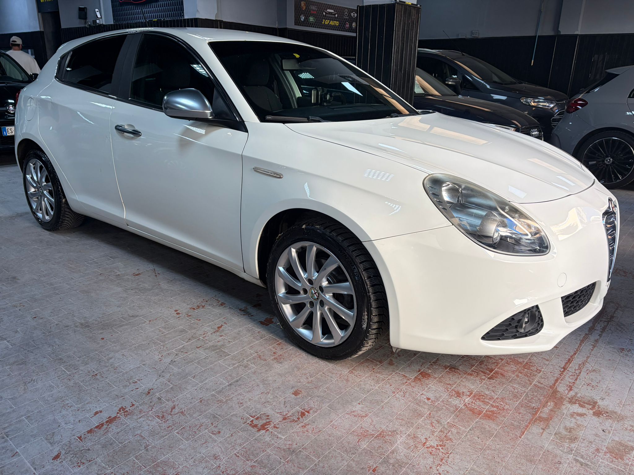 Alfa Romeo Giulietta Giulietta III 2010 1.6 jtdm Exclusive