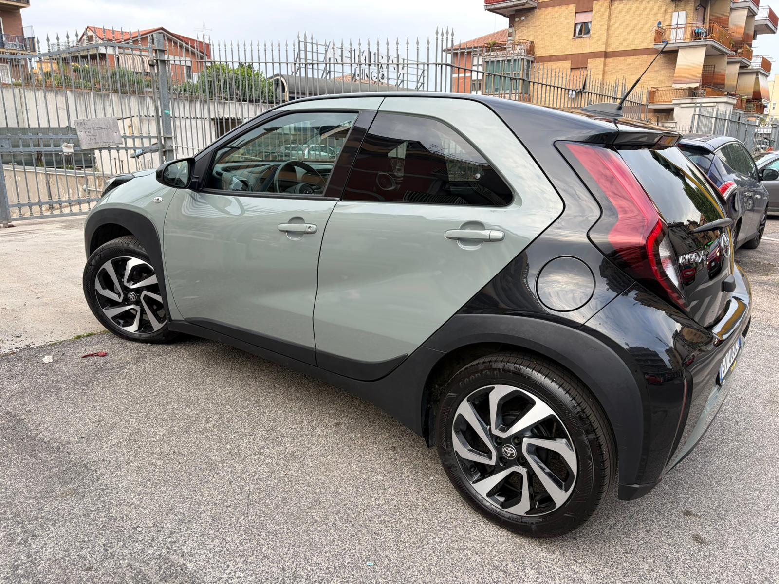 Toyota Aygo X 1.0 VVT-i 72 CV 5 porte Lounge Air S-CVT