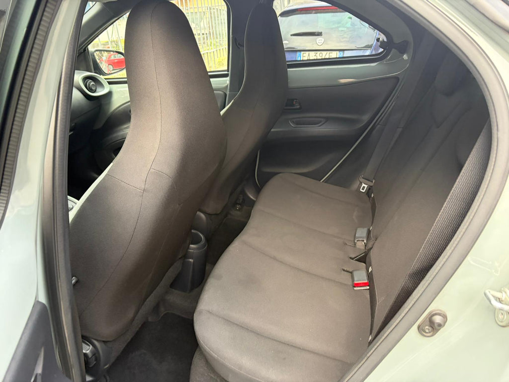Toyota Aygo X 1.0 VVT-i 72 CV 5 porte Lounge Air S-CVT